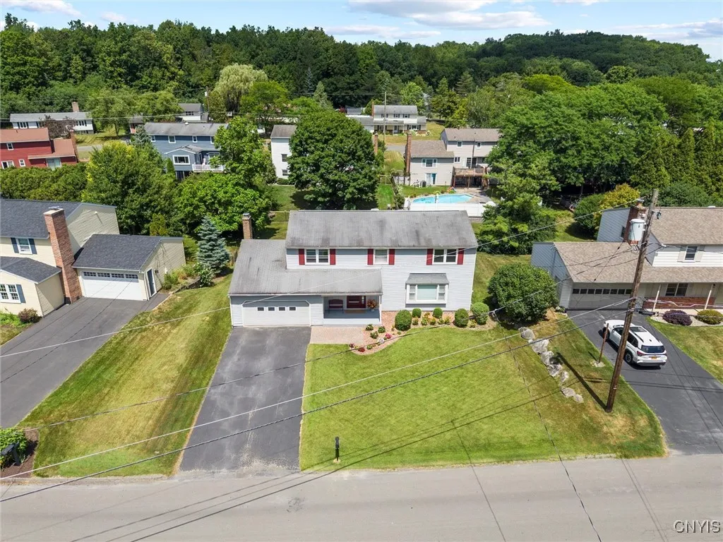 5240 Wethersfield Road, Dewitt, New York 13078, De Witt, New York 13078, 4 Bedrooms Bedrooms, 13 Rooms Rooms,2 BathroomsBathrooms,Residential,Closed,5240 Wethersfield Road, Dewitt, New York 13078,0,S1624919