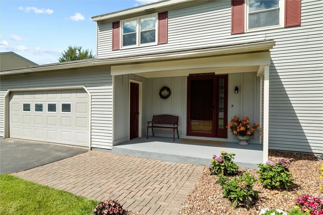 5240 Wethersfield Road, Dewitt, New York 13078, De Witt, New York 13078, 4 Bedrooms Bedrooms, 13 Rooms Rooms,2 BathroomsBathrooms,Residential,Closed,5240 Wethersfield Road, Dewitt, New York 13078,0,S1624919