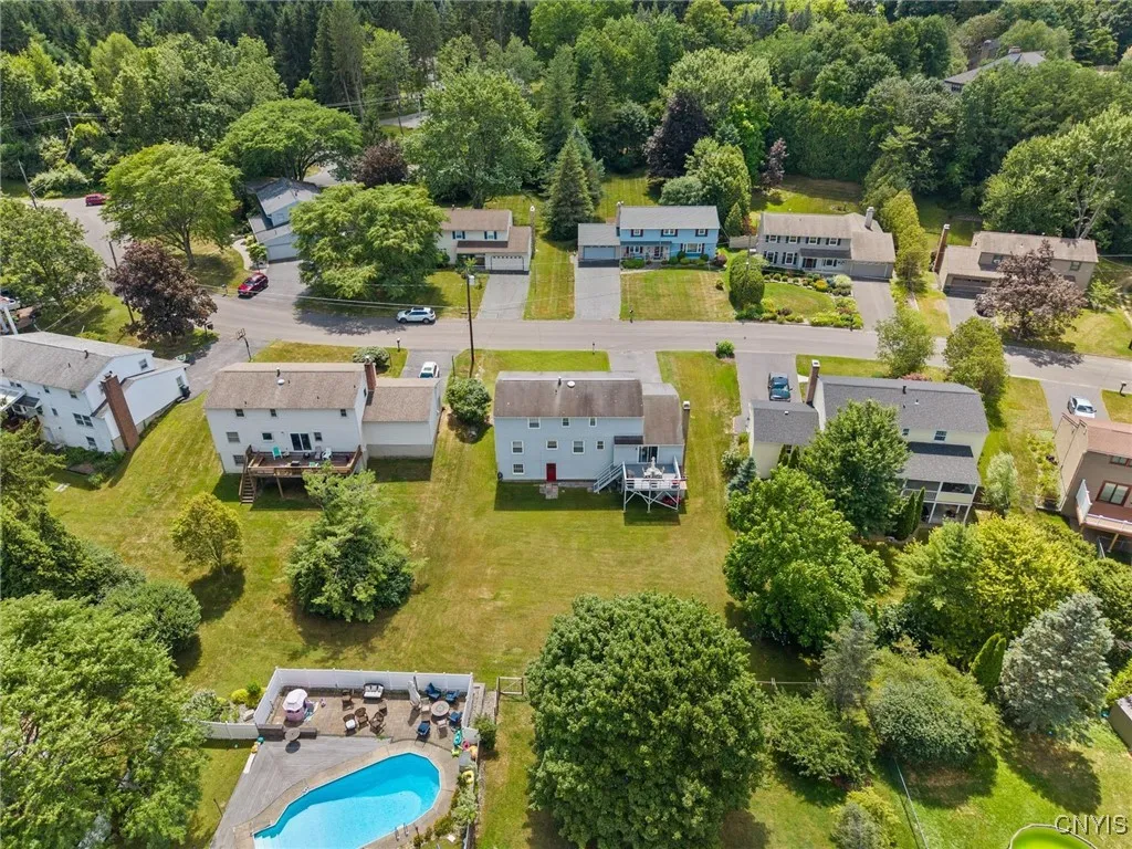 5240 Wethersfield Road, Dewitt, New York 13078, De Witt, New York 13078, 4 Bedrooms Bedrooms, 13 Rooms Rooms,2 BathroomsBathrooms,Residential,Closed,5240 Wethersfield Road, Dewitt, New York 13078,0,S1624919