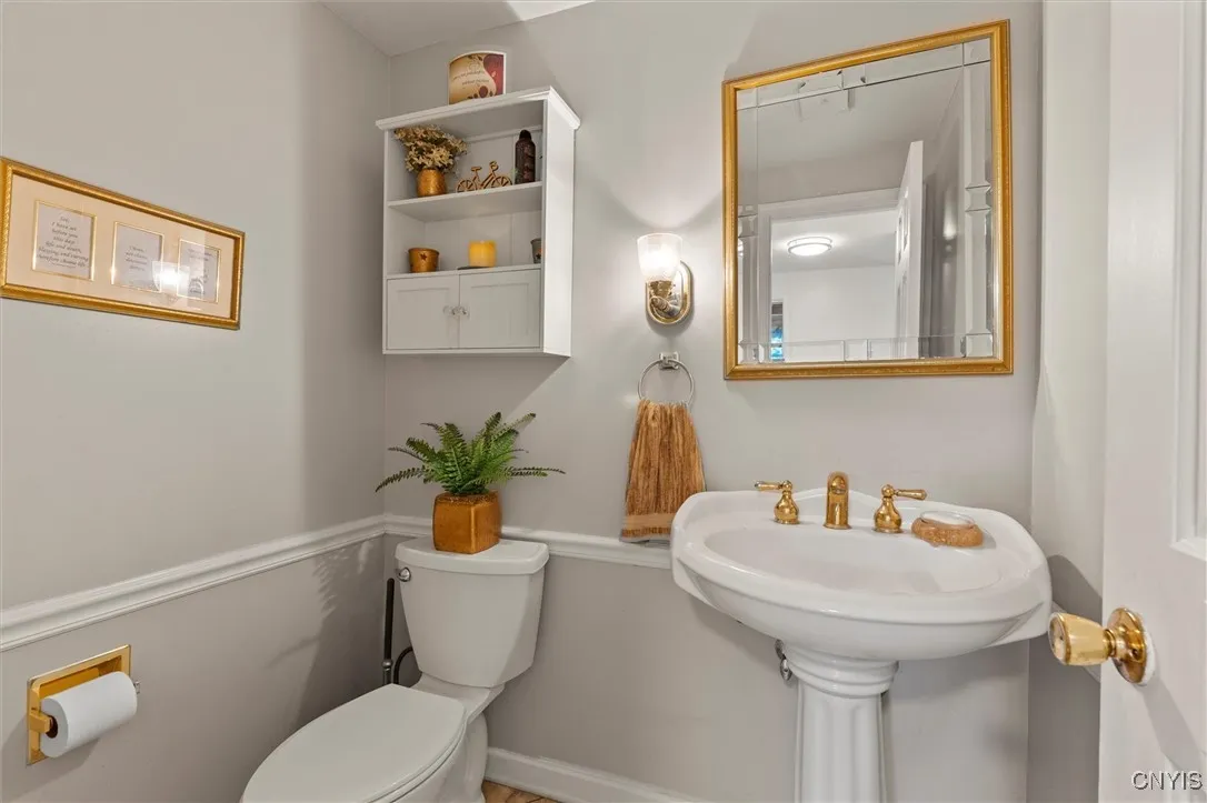 5240 Wethersfield Road, Dewitt, New York 13078, De Witt, New York 13078, 4 Bedrooms Bedrooms, 13 Rooms Rooms,2 BathroomsBathrooms,Residential,Closed,5240 Wethersfield Road, Dewitt, New York 13078,0,S1624919