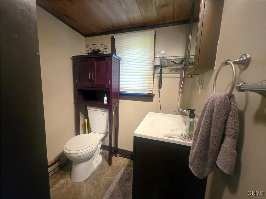 11841 Bentley Road, Galen, New York 14433, Galen, New York 14433, 2 Bedrooms Bedrooms, 6 Rooms Rooms,1 BathroomBathrooms,Residential,For Sale,11841 Bentley Road, Galen, New York 14433,S1624784
