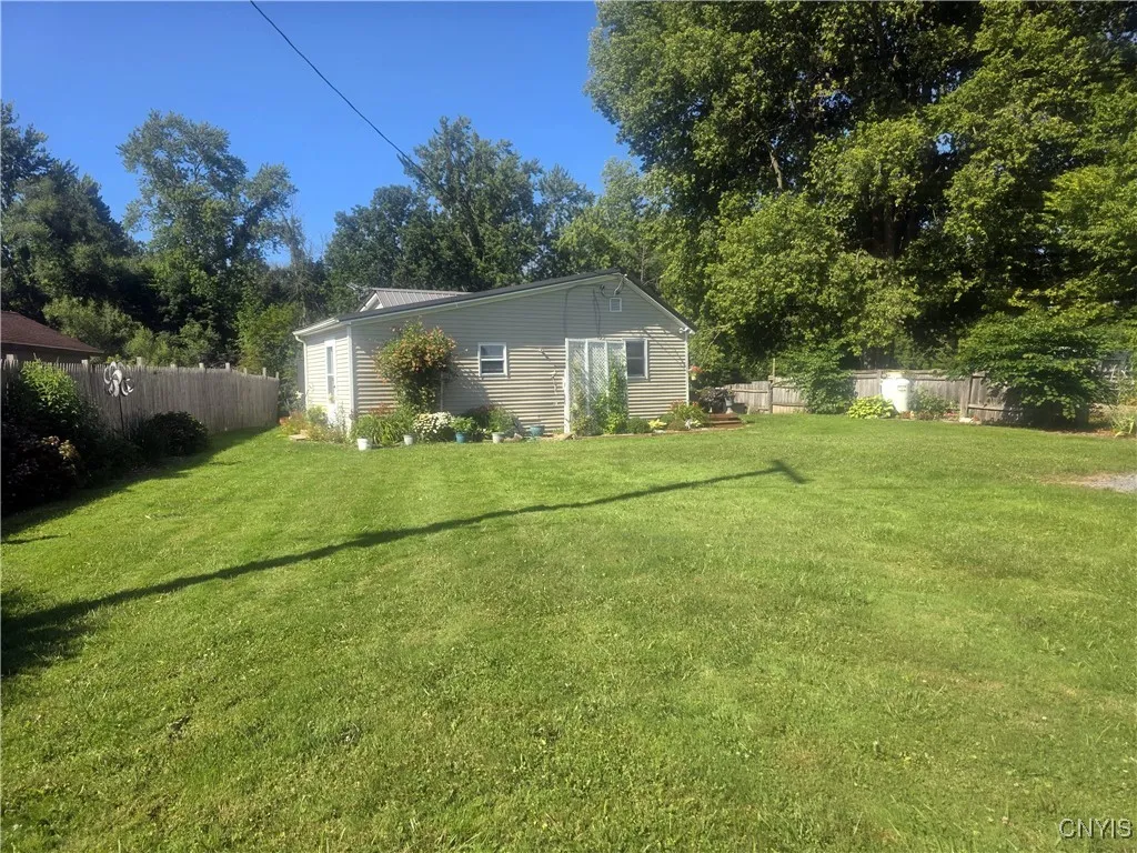 11845 Bentley Road, Galen, New York 14433, Galen, New York 14433, 1 Bedroom Bedrooms, 5 Rooms Rooms,1 BathroomBathrooms,Residential,For Sale,11845 Bentley Road, Galen, New York 14433,0,S1624783