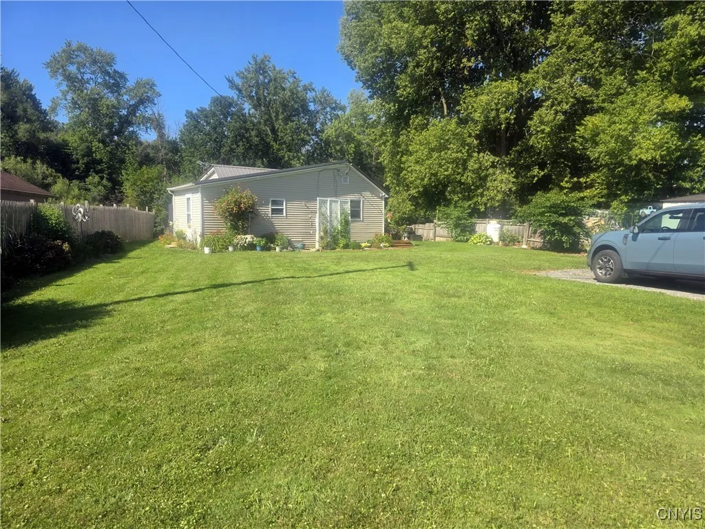 11845 Bentley Road, Galen, New York 14433, Galen, New York 14433, 1 Bedroom Bedrooms, 5 Rooms Rooms,1 BathroomBathrooms,Residential,For Sale,11845 Bentley Road, Galen, New York 14433,0,S1624783