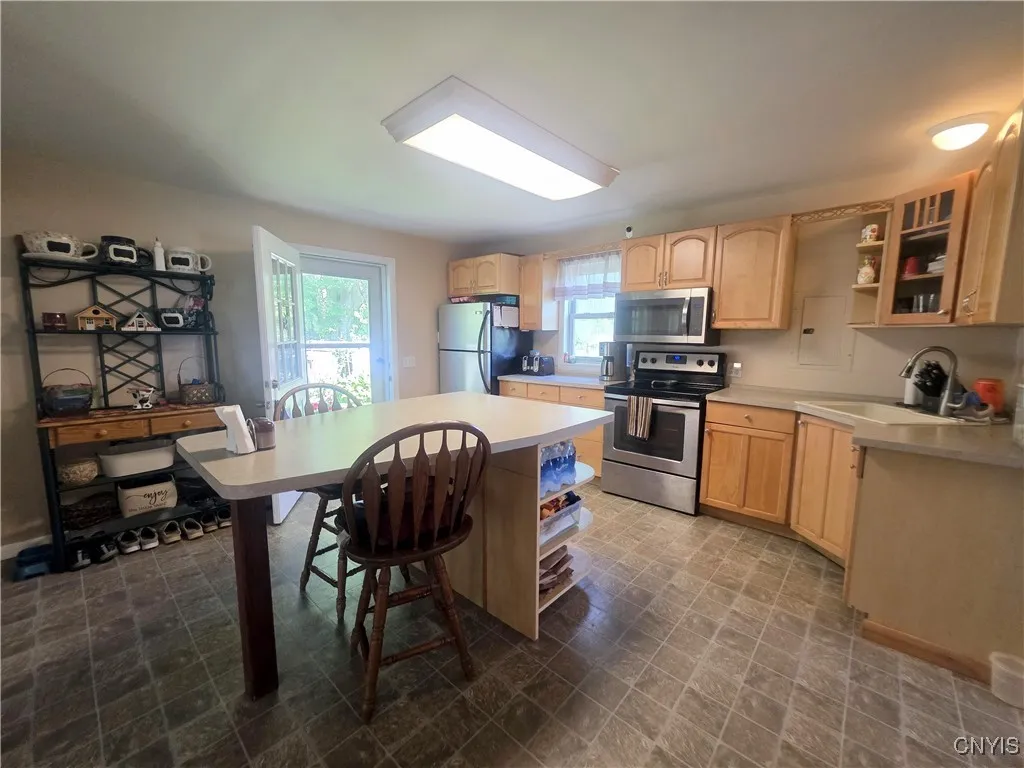 11845 Bentley Road, Galen, New York 14433, Galen, New York 14433, 1 Bedroom Bedrooms, 5 Rooms Rooms,1 BathroomBathrooms,Residential,For Sale,11845 Bentley Road, Galen, New York 14433,0,S1624783