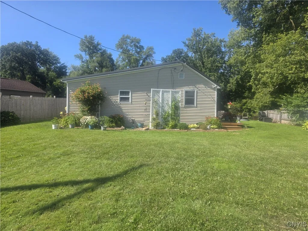 11845 Bentley Road, Galen, New York 14433, Galen, New York 14433, 1 Bedroom Bedrooms, 5 Rooms Rooms,1 BathroomBathrooms,Residential,For Sale,11845 Bentley Road, Galen, New York 14433,0,S1624783