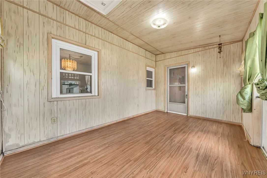 450 Maynard Drive, Amherst, New York 14226, Amherst, New York 14226, 3 Bedrooms Bedrooms, 7 Rooms Rooms,1 BathroomBathrooms,Residential,For Sale,450 Maynard Drive, Amherst, New York 14226,B1623892