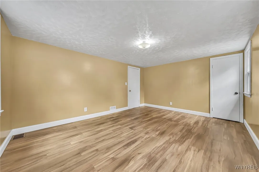 450 Maynard Drive, Amherst, New York 14226, Amherst, New York 14226, 3 Bedrooms Bedrooms, 7 Rooms Rooms,1 BathroomBathrooms,Residential,For Sale,450 Maynard Drive, Amherst, New York 14226,B1623892