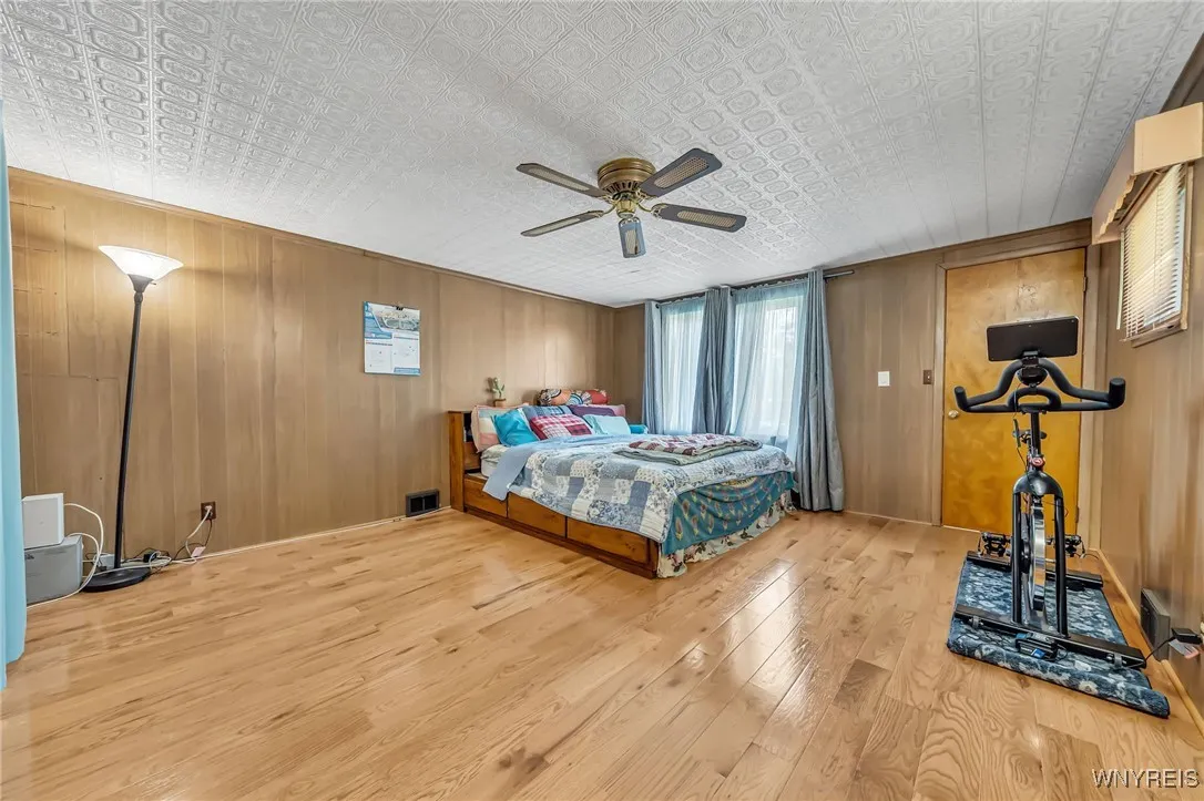 450 Maynard Drive, Amherst, New York 14226, Amherst, New York 14226, 3 Bedrooms Bedrooms, 7 Rooms Rooms,1 BathroomBathrooms,Residential,For Sale,450 Maynard Drive, Amherst, New York 14226,B1623892
