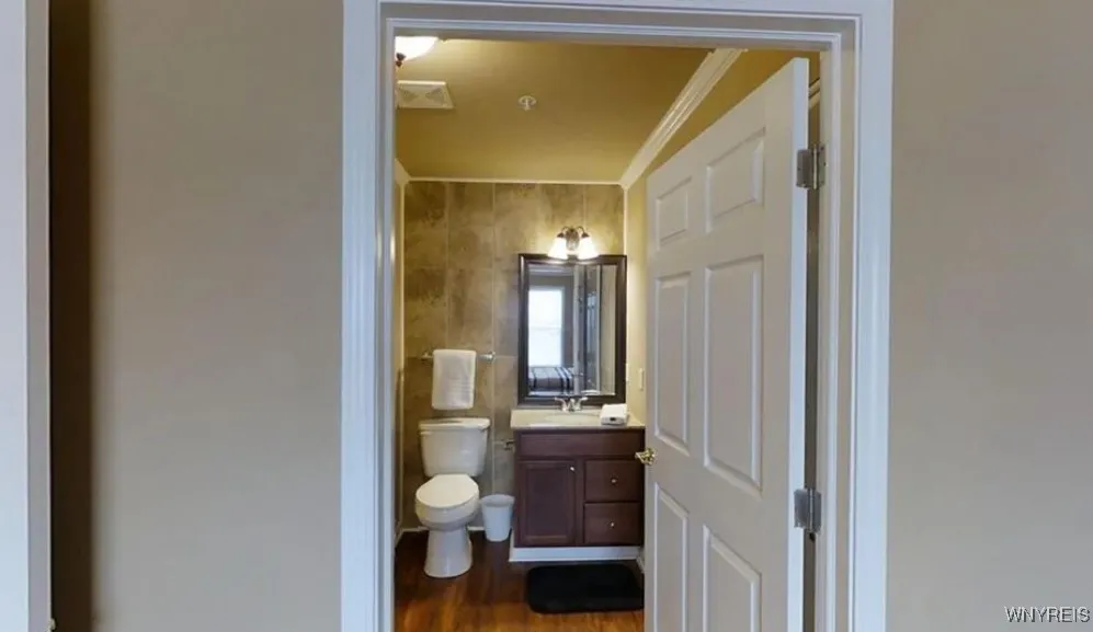 2217 Sweet Home #44 Road, Amherst, New York 14228, Amherst, New York 14228, 3 Bedrooms Bedrooms, 5 Rooms Rooms,3 BathroomsBathrooms,Residential Lease,For Rent,2217 Sweet Home #44 Road, Amherst, New York 14228,B1624702