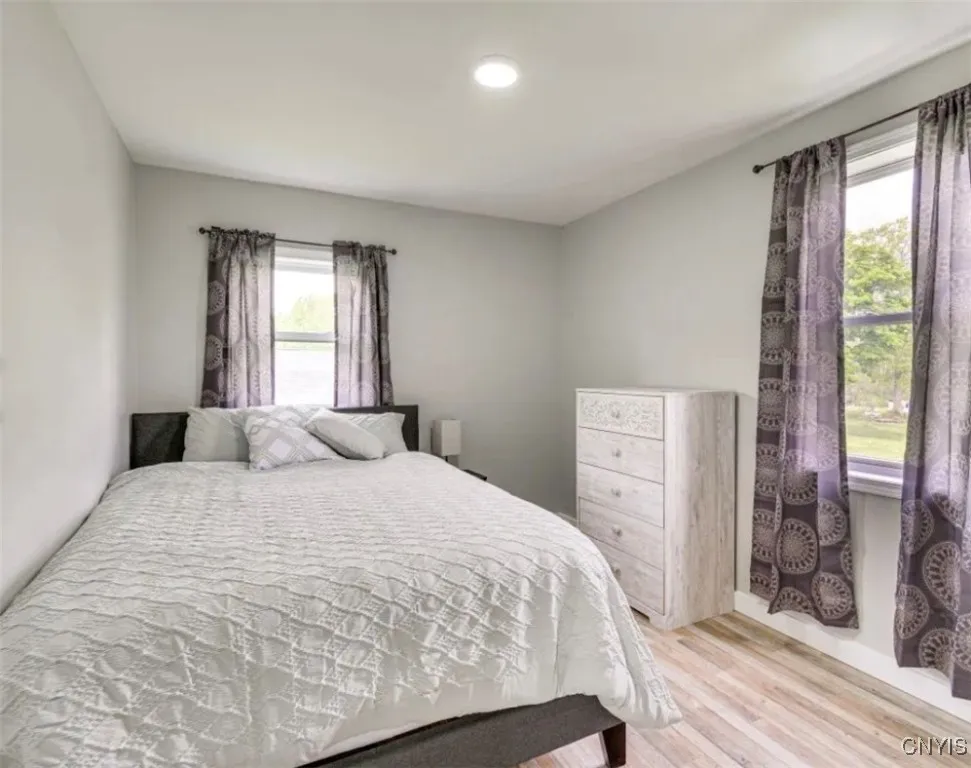 276 Lakeshore Road, Oswego, New York 13126, Oswego, New York 13126, 7 Bedrooms Bedrooms, 12 Rooms Rooms,2 BathroomsBathrooms,Residential Lease,For Rent,276 Lakeshore Road, Oswego, New York 13126,S1624669