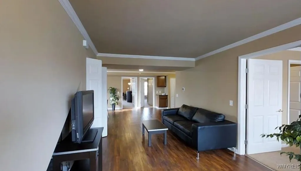 2213 Sweet Home #24 Road, Amherst, New York 14228, Amherst, New York 14228, 3 Bedrooms Bedrooms, 5 Rooms Rooms,3 BathroomsBathrooms,Residential Lease,For Rent,2213 Sweet Home #24 Road, Amherst, New York 14228,B1624990
