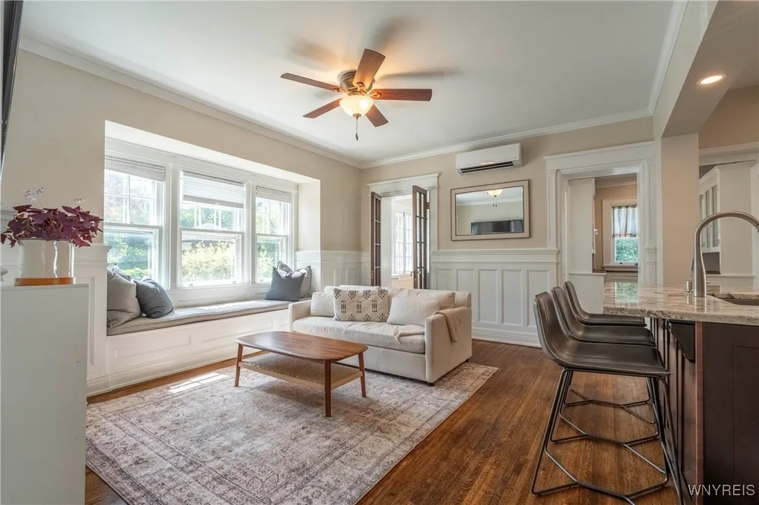 36 University Avenue, Buffalo, New York 14214, Buffalo, New York 14214, 3 Bedrooms Bedrooms, 9 Rooms Rooms,2 BathroomsBathrooms,Residential,For Sale,36 University Avenue, Buffalo, New York 14214,B1624952