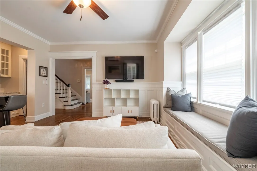 36 University Avenue, Buffalo, New York 14214, Buffalo, New York 14214, 3 Bedrooms Bedrooms, 9 Rooms Rooms,2 BathroomsBathrooms,Residential,For Sale,36 University Avenue, Buffalo, New York 14214,B1624952