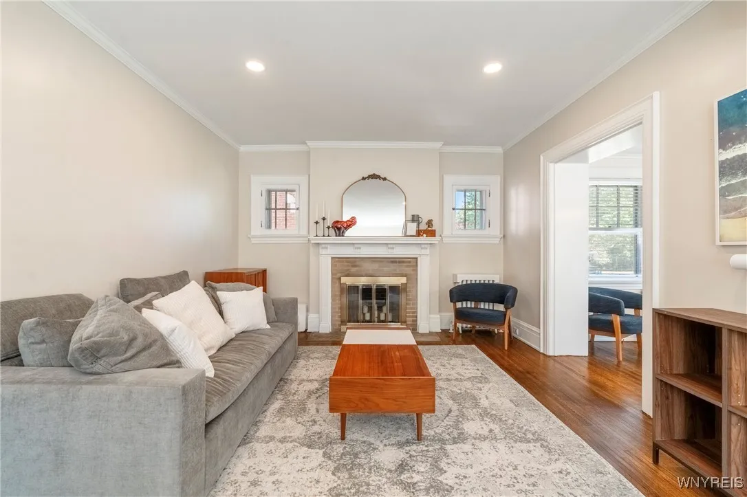 36 University Avenue, Buffalo, New York 14214, Buffalo, New York 14214, 3 Bedrooms Bedrooms, 9 Rooms Rooms,2 BathroomsBathrooms,Residential,For Sale,36 University Avenue, Buffalo, New York 14214,B1624952
