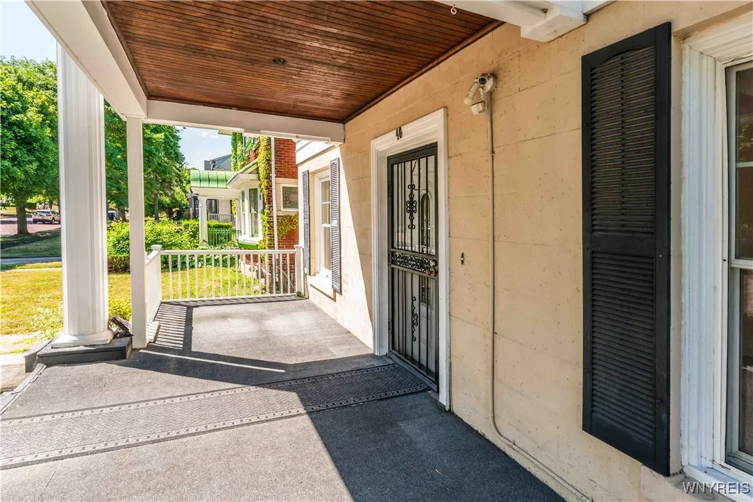 40 Niagara Falls Boulevard, Buffalo, New York 1421, Buffalo, New York 14214, 4 Bedrooms Bedrooms, 10 Rooms Rooms,1 BathroomBathrooms,Residential,For Sale,40 Niagara Falls Boulevard, Buffalo, New York 1421,B1624869