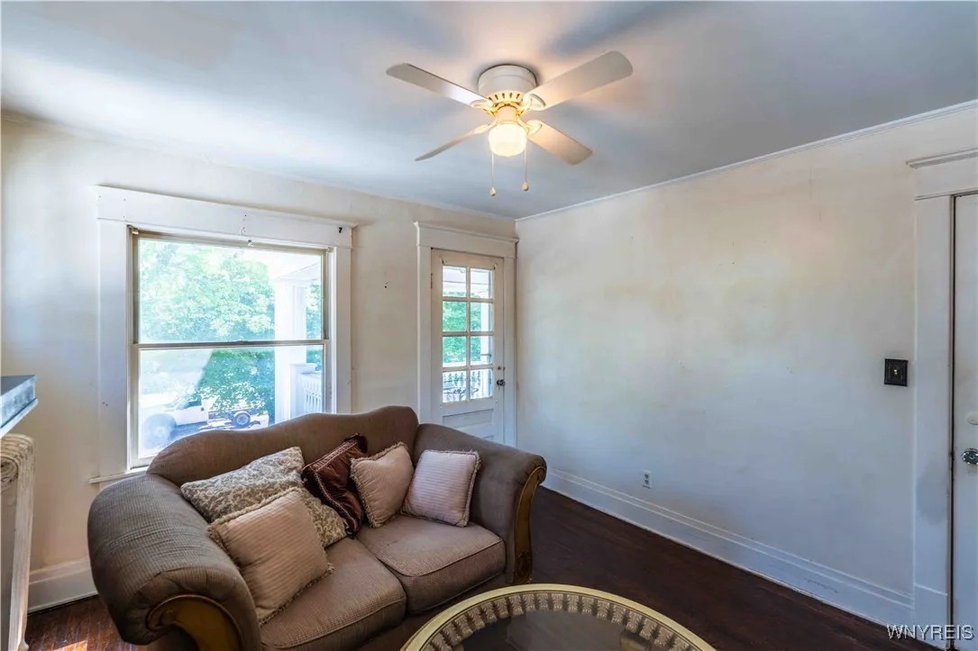 40 Niagara Falls Boulevard, Buffalo, New York 1421, Buffalo, New York 14214, 4 Bedrooms Bedrooms, 10 Rooms Rooms,1 BathroomBathrooms,Residential,For Sale,40 Niagara Falls Boulevard, Buffalo, New York 1421,B1624869