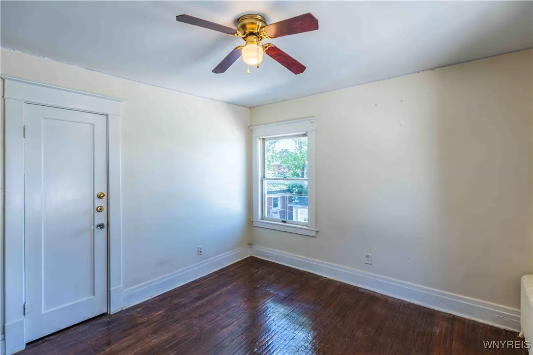 40 Niagara Falls Boulevard, Buffalo, New York 1421, Buffalo, New York 14214, 4 Bedrooms Bedrooms, 10 Rooms Rooms,1 BathroomBathrooms,Residential,For Sale,40 Niagara Falls Boulevard, Buffalo, New York 1421,B1624869