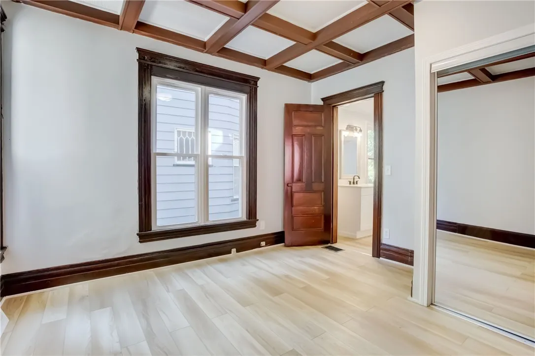 32 Birch Crescent 1, Rochester, New York 14607, Rochester, New York 14607, 2 Bedrooms Bedrooms, 6 Rooms Rooms,2 BathroomsBathrooms,Residential Lease,For Rent,32 Birch Crescent 1, Rochester, New York 14607,R1624914