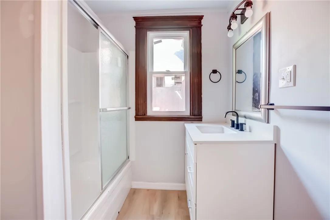32 Birch Crescent 2, Rochester, New York 14607, Rochester, New York 14607, 1 Bedroom Bedrooms, 4 Rooms Rooms,1 BathroomBathrooms,Residential Lease,For Rent,32 Birch Crescent 2, Rochester, New York 14607,R1624929