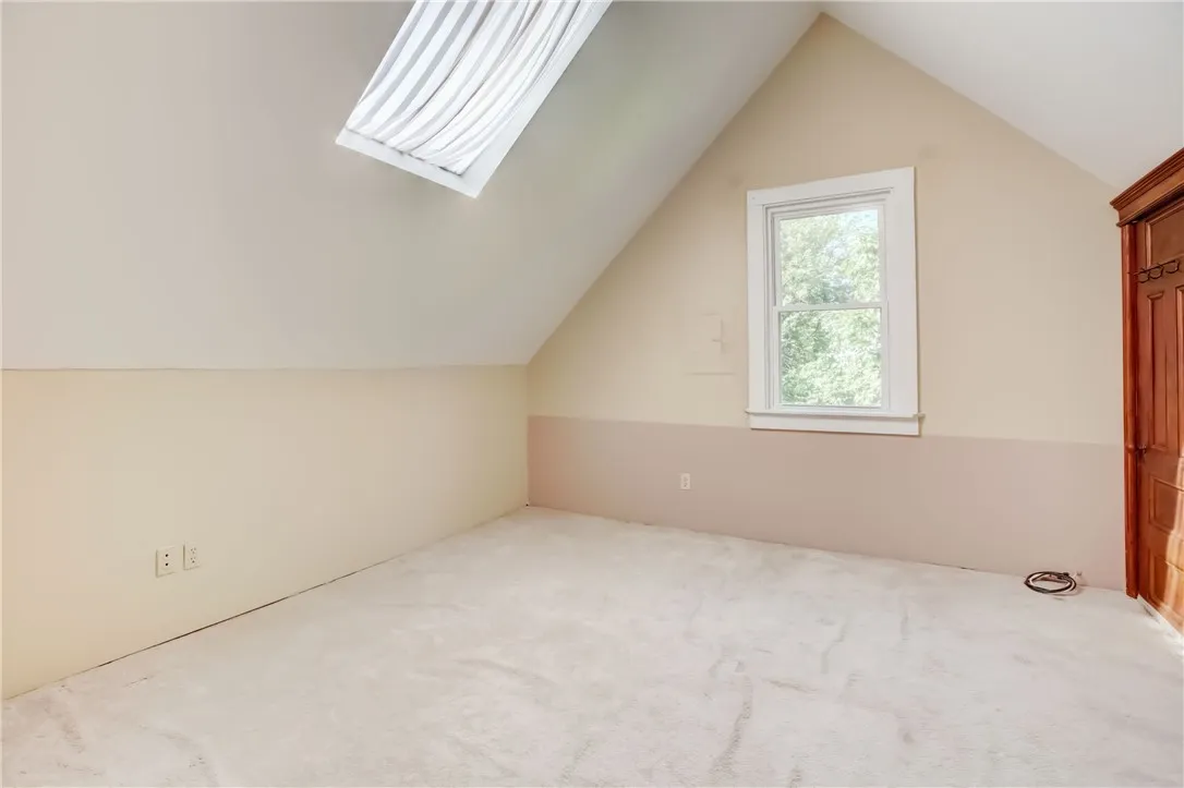 32 Birch Crescent 3, Rochester, New York 14607, Rochester, New York 14607, 2 Bedrooms Bedrooms, 5 Rooms Rooms,1 BathroomBathrooms,Residential Lease,For Rent,32 Birch Crescent 3, Rochester, New York 14607,R1624966