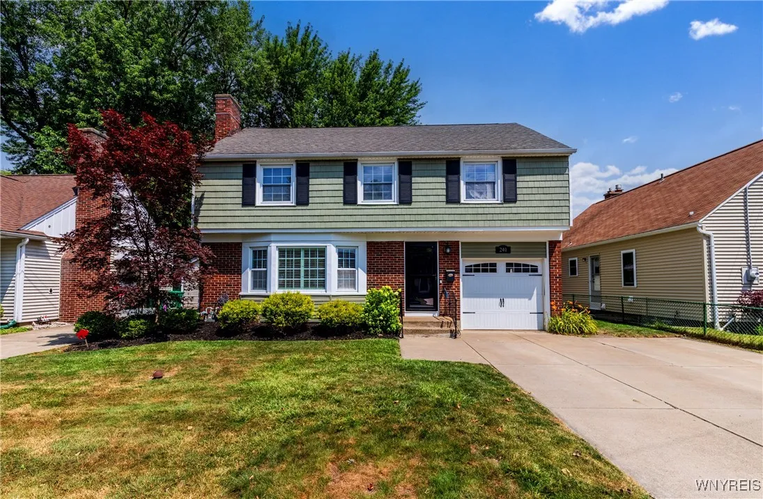 240 East Prospect Avenue, Hamburg, New York 14075, Hamburg, New York 14075, 3 Bedrooms Bedrooms, 7 Rooms Rooms,1 BathroomBathrooms,Residential,For Sale,240 East Prospect Avenue, Hamburg, New York 14075,B1623401