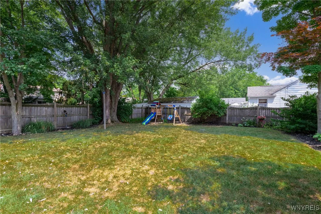 240 East Prospect Avenue, Hamburg, New York 14075, Hamburg, New York 14075, 3 Bedrooms Bedrooms, 7 Rooms Rooms,1 BathroomBathrooms,Residential,For Sale,240 East Prospect Avenue, Hamburg, New York 14075,B1623401