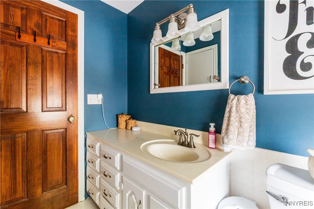 240 East Prospect Avenue, Hamburg, New York 14075, Hamburg, New York 14075, 3 Bedrooms Bedrooms, 7 Rooms Rooms,1 BathroomBathrooms,Residential,For Sale,240 East Prospect Avenue, Hamburg, New York 14075,B1623401