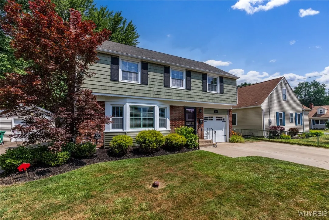 240 East Prospect Avenue, Hamburg, New York 14075, Hamburg, New York 14075, 3 Bedrooms Bedrooms, 7 Rooms Rooms,1 BathroomBathrooms,Residential,For Sale,240 East Prospect Avenue, Hamburg, New York 14075,B1623401