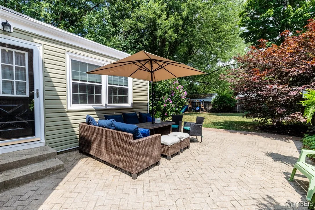 240 East Prospect Avenue, Hamburg, New York 14075, Hamburg, New York 14075, 3 Bedrooms Bedrooms, 7 Rooms Rooms,1 BathroomBathrooms,Residential,For Sale,240 East Prospect Avenue, Hamburg, New York 14075,B1623401
