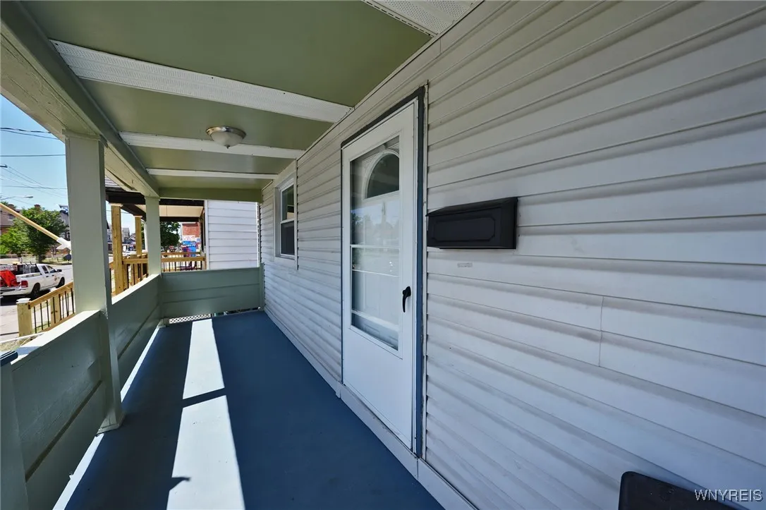 268 Hampshire Street, Buffalo, New York 14213, Buffalo, New York 14213, 3 Bedrooms Bedrooms, 12 Rooms Rooms,1 BathroomBathrooms,Residential,For Sale,268 Hampshire Street, Buffalo, New York 14213,B1624623