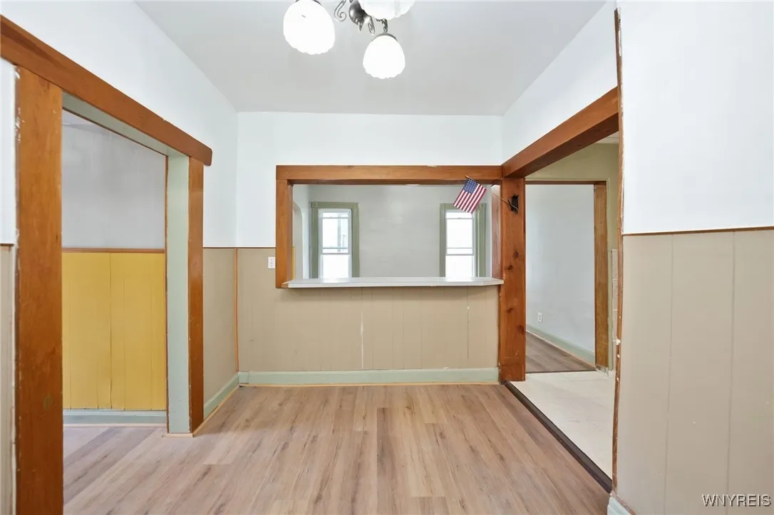 268 Hampshire Street, Buffalo, New York 14213, Buffalo, New York 14213, 3 Bedrooms Bedrooms, 12 Rooms Rooms,1 BathroomBathrooms,Residential,For Sale,268 Hampshire Street, Buffalo, New York 14213,B1624623