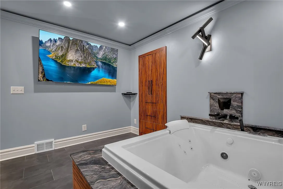 5145 Lexor Lane, Clarence, New York 14031, Clarence, New York 14031, 4 Bedrooms Bedrooms, 9 Rooms Rooms,2 BathroomsBathrooms,Residential,For Sale,5145 Lexor Lane, Clarence, New York 14031,B1622572