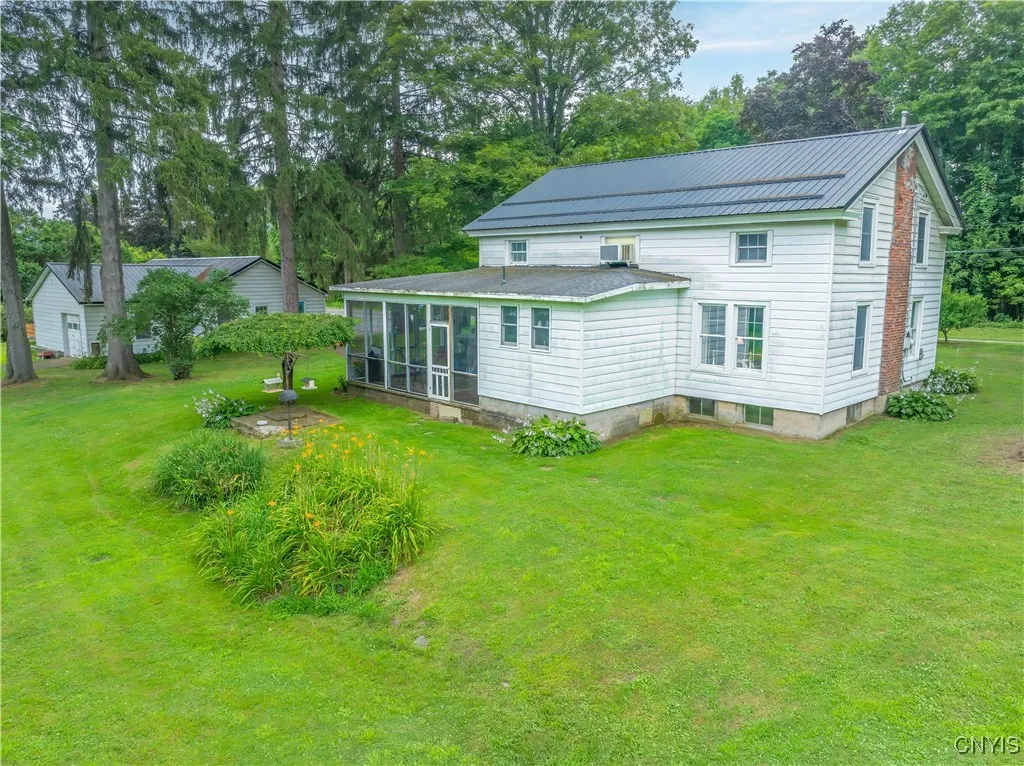 2004 State Route 48, Granby, New York 13069, Granby, New York 13069, 3 Bedrooms Bedrooms, 10 Rooms Rooms,2 BathroomsBathrooms,Residential,Closed,2004 State Route 48, Granby, New York 13069,0,S1624807