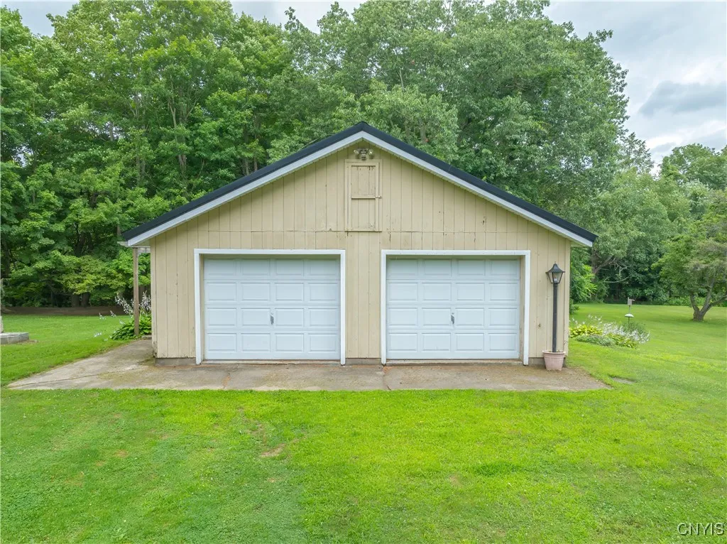 2004 State Route 48, Granby, New York 13069, Granby, New York 13069, 3 Bedrooms Bedrooms, 10 Rooms Rooms,2 BathroomsBathrooms,Residential,Closed,2004 State Route 48, Granby, New York 13069,0,S1624807