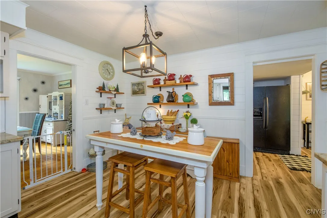 2004 State Route 48, Granby, New York 13069, Granby, New York 13069, 3 Bedrooms Bedrooms, 10 Rooms Rooms,2 BathroomsBathrooms,Residential,Closed,2004 State Route 48, Granby, New York 13069,0,S1624807