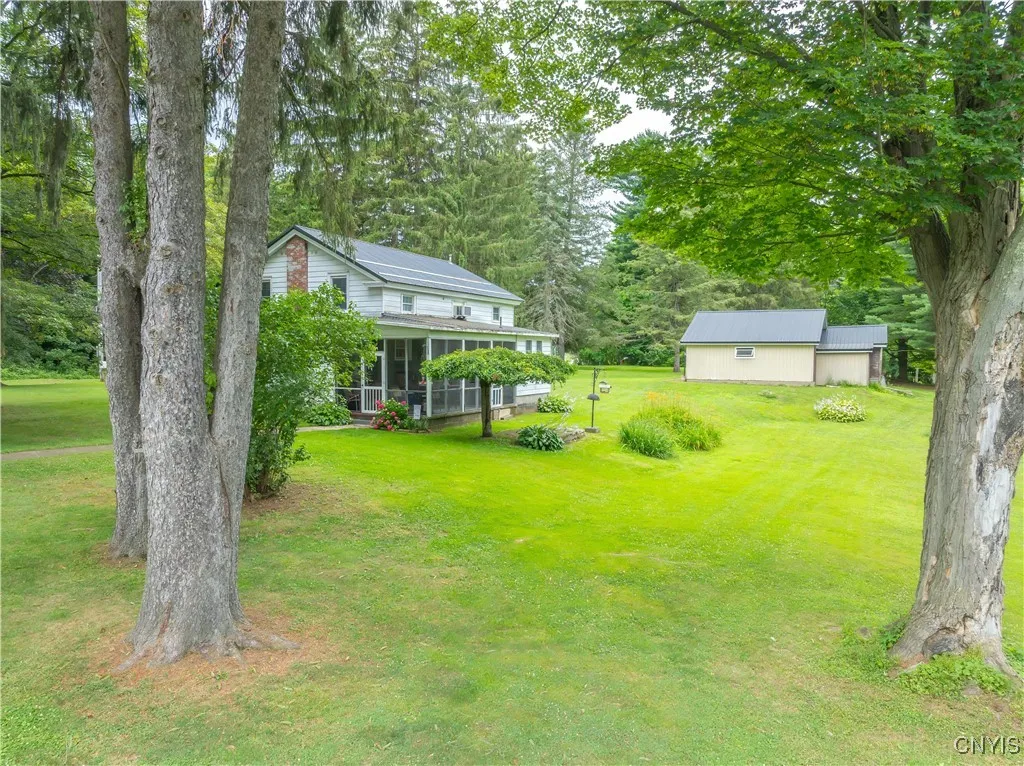 2004 State Route 48, Granby, New York 13069, Granby, New York 13069, 3 Bedrooms Bedrooms, 10 Rooms Rooms,2 BathroomsBathrooms,Residential,Closed,2004 State Route 48, Granby, New York 13069,0,S1624807