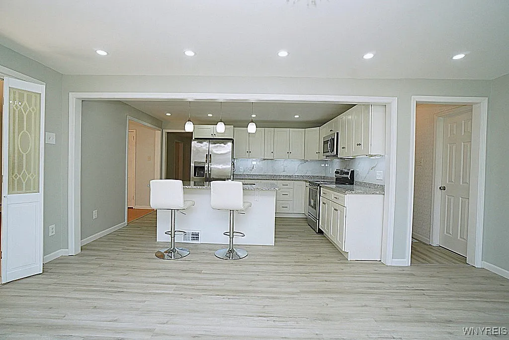 400 Hawthorne Place, Porter, New York 14174, Porter, New York 14174, 4 Bedrooms Bedrooms, 9 Rooms Rooms,2 BathroomsBathrooms,Residential,For Sale,400 Hawthorne Place, Porter, New York 14174,0,B1624864