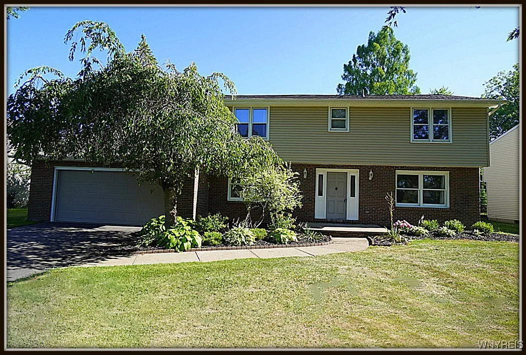 400 Hawthorne Place, Porter, New York 14174, Porter, New York 14174, 4 Bedrooms Bedrooms, 9 Rooms Rooms,2 BathroomsBathrooms,Residential,For Sale,400 Hawthorne Place, Porter, New York 14174,0,B1624864