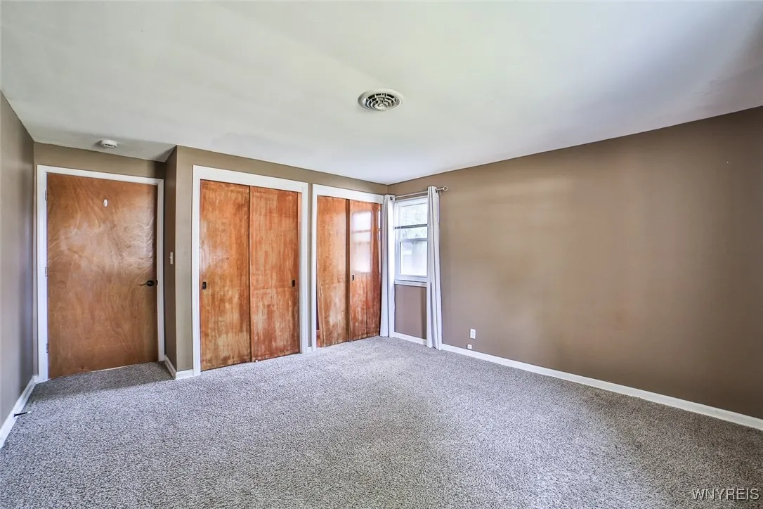 Nice closet space in the other bedroom!