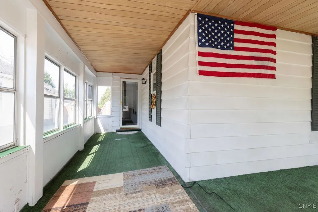 1625 Butternut Street, Syracuse, New York 13208, Syracuse, New York 13208, 4 Bedrooms Bedrooms, 6 Rooms Rooms,2 BathroomsBathrooms,Residential,Closed,1625 Butternut Street, Syracuse, New York 13208,0,S1624678