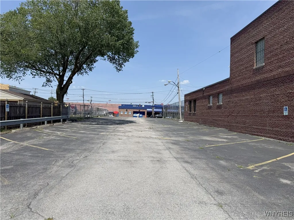 2564 Delaware Avenue, Buffalo, New York 14216, Buffalo, New York 14216, ,Commercial Sale,For Sale,2564 Delaware Avenue, Buffalo, New York 14216,B1625081