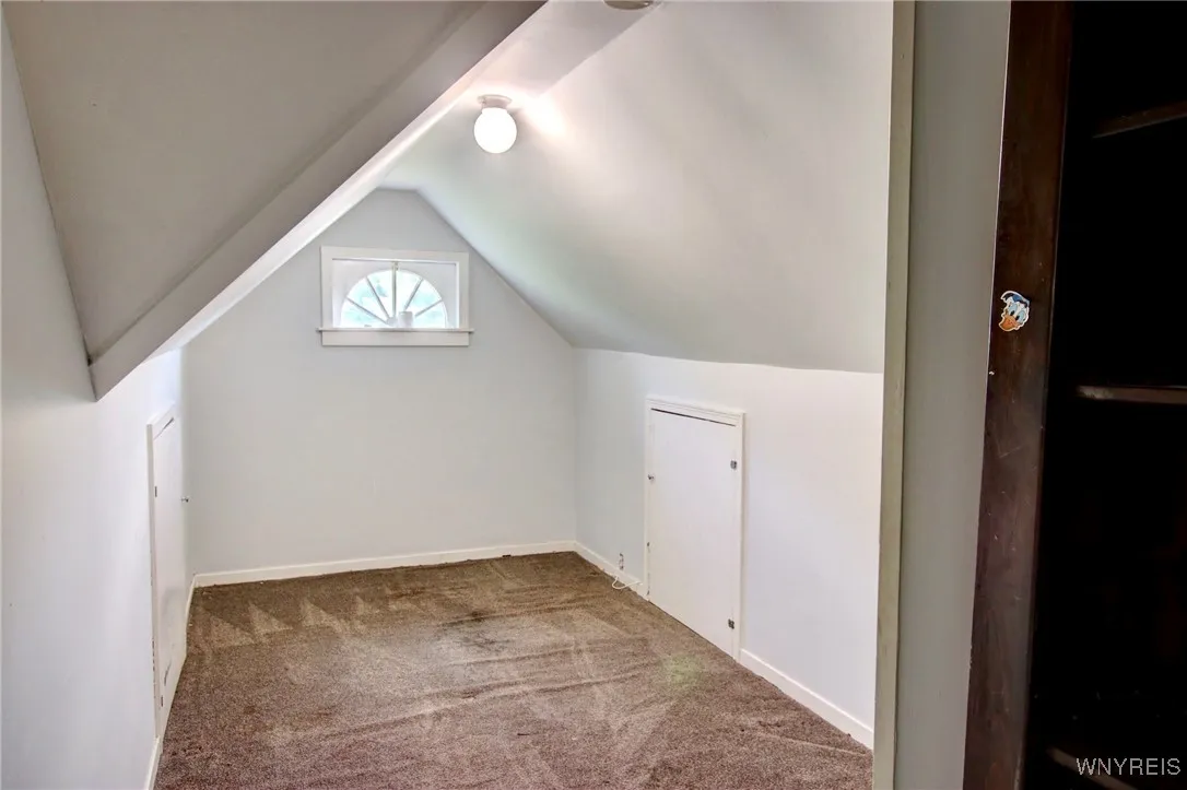 5390 Bayview Road, Hamburg, New York 14075, Hamburg, New York 14075, 4 Bedrooms Bedrooms, 7 Rooms Rooms,1 BathroomBathrooms,Residential,For Sale,5390 Bayview Road, Hamburg, New York 14075,B1624889
