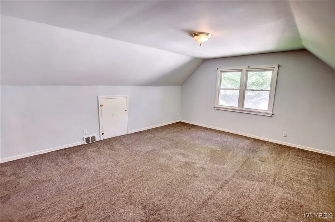 5390 Bayview Road, Hamburg, New York 14075, Hamburg, New York 14075, 4 Bedrooms Bedrooms, 7 Rooms Rooms,1 BathroomBathrooms,Residential,For Sale,5390 Bayview Road, Hamburg, New York 14075,B1624889