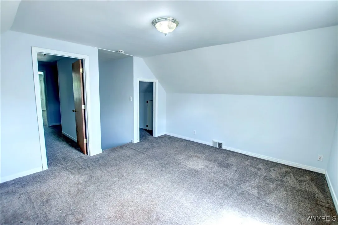 5390 Bayview Road, Hamburg, New York 14075, Hamburg, New York 14075, 4 Bedrooms Bedrooms, 7 Rooms Rooms,1 BathroomBathrooms,Residential,For Sale,5390 Bayview Road, Hamburg, New York 14075,B1624889