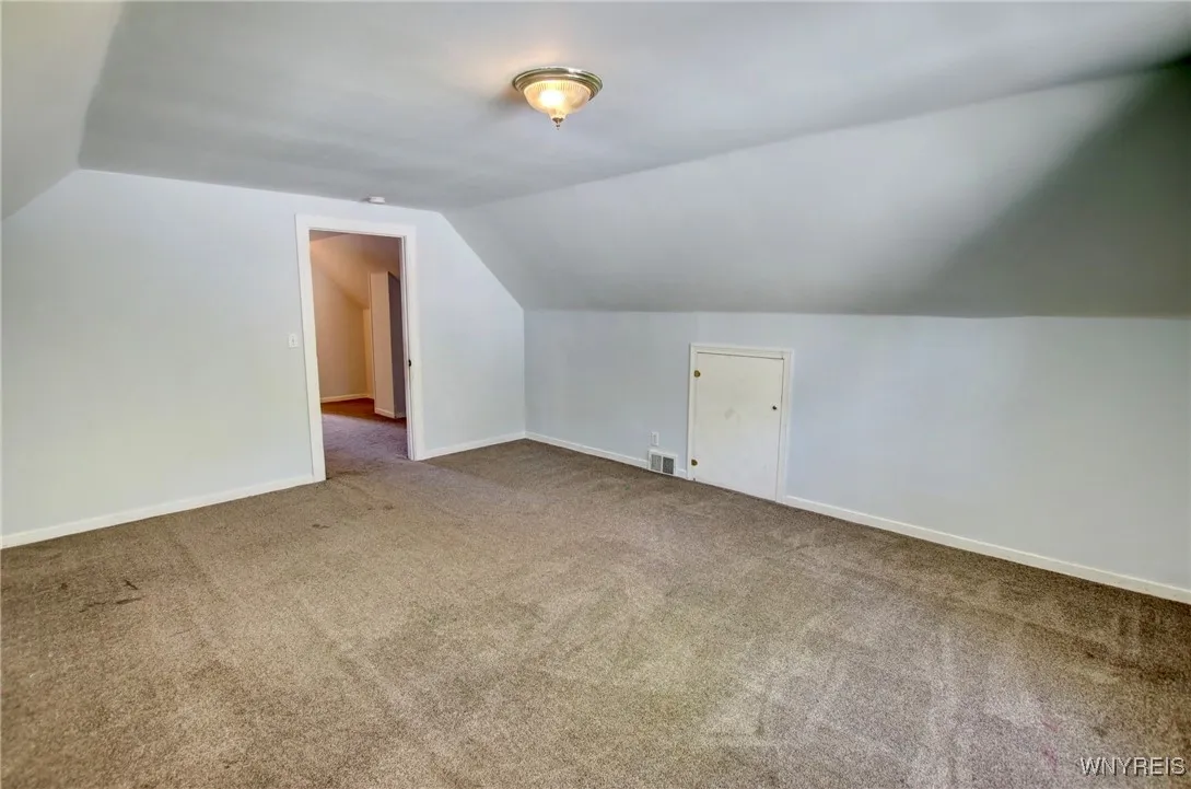 5390 Bayview Road, Hamburg, New York 14075, Hamburg, New York 14075, 4 Bedrooms Bedrooms, 7 Rooms Rooms,1 BathroomBathrooms,Residential,For Sale,5390 Bayview Road, Hamburg, New York 14075,B1624889