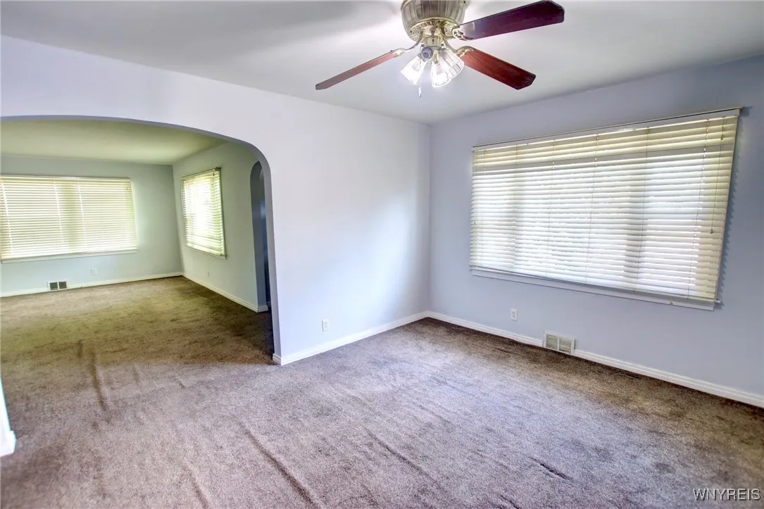 5390 Bayview Road, Hamburg, New York 14075, Hamburg, New York 14075, 4 Bedrooms Bedrooms, 7 Rooms Rooms,1 BathroomBathrooms,Residential,For Sale,5390 Bayview Road, Hamburg, New York 14075,B1624889