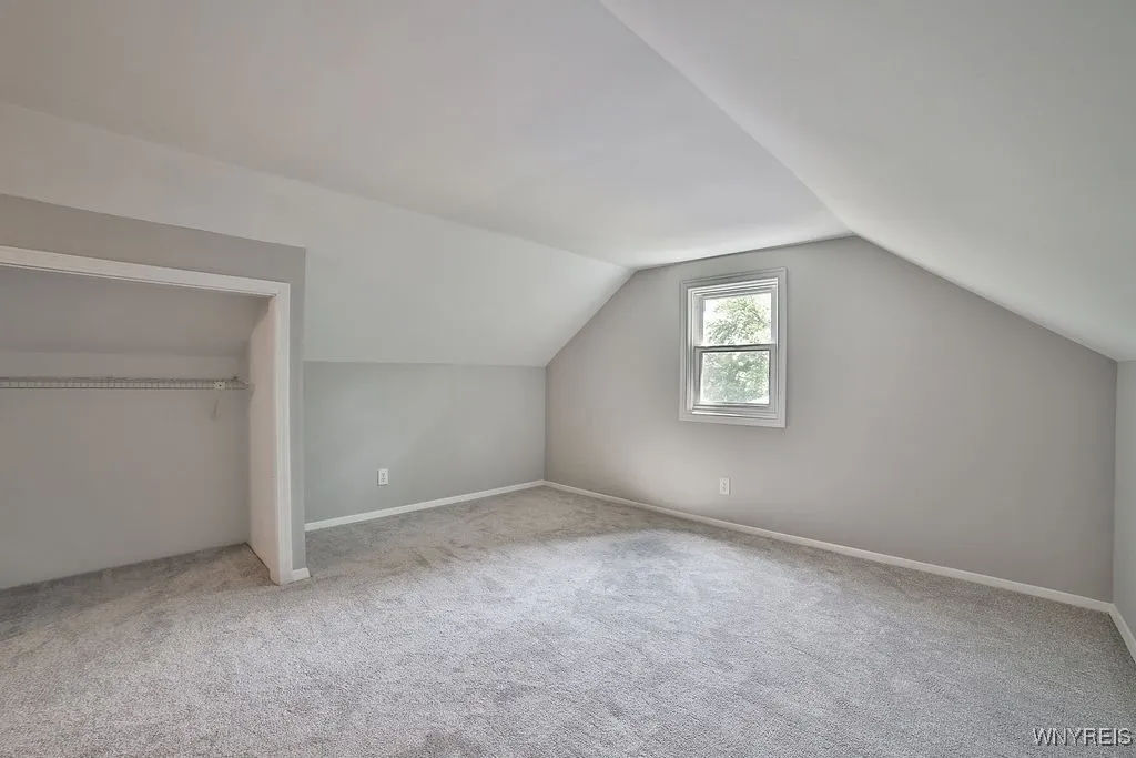 5305 Lake Avenue, Orchard Park, New York 14127, Orchard Park, New York 14127, 4 Bedrooms Bedrooms, 7 Rooms Rooms,1 BathroomBathrooms,Residential,For Sale,5305 Lake Avenue, Orchard Park, New York 14127,B1625097