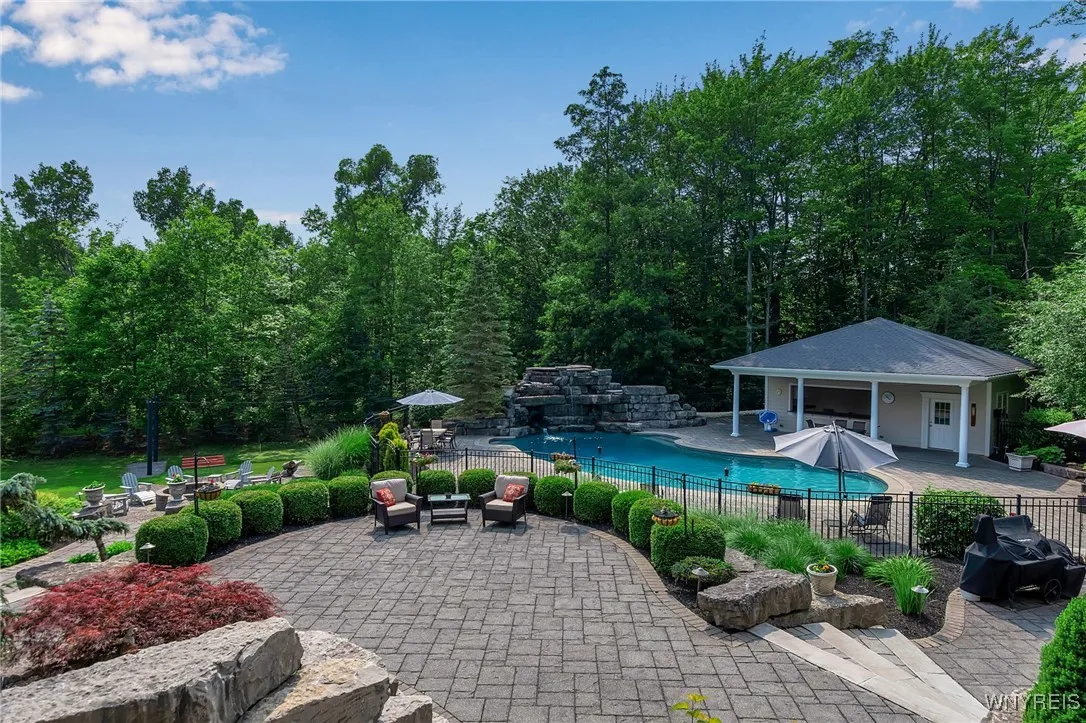 35 Redbrick Road, Orchard Park, New York 14127, Orchard Park, New York 14127, 8 Bedrooms Bedrooms, 24 Rooms Rooms,6 BathroomsBathrooms,Residential,For Sale,35 Redbrick Road, Orchard Park, New York 14127,B1624242