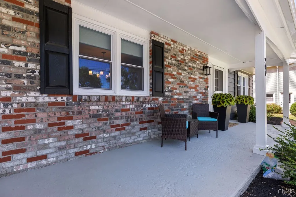 207 Ludden Parkway, Geddes, New York 13219, Geddes, New York 13219, 4 Bedrooms Bedrooms, 11 Rooms Rooms,2 BathroomsBathrooms,Residential,Closed,207 Ludden Parkway, Geddes, New York 13219,0,S1624814