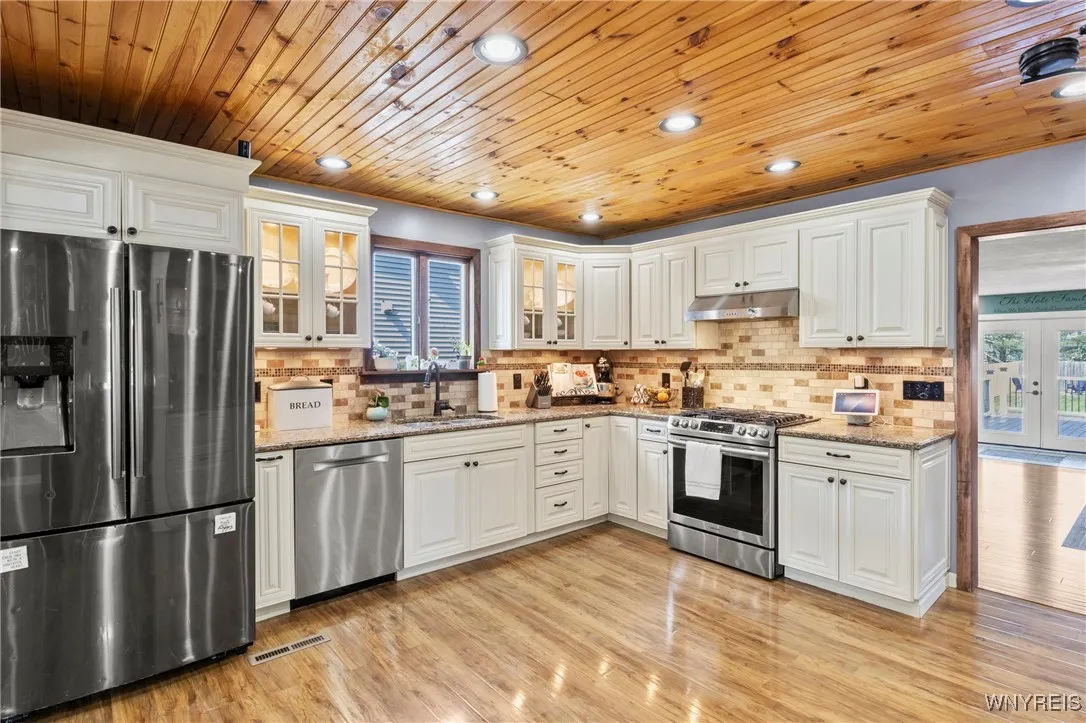 21 Union Street, Batavia City, New York 14020, Batavia City, New York 14020, 3 Bedrooms Bedrooms, 9 Rooms Rooms,1 BathroomBathrooms,Residential,Closed,21 Union Street, Batavia City, New York 14020,0,B1624497
